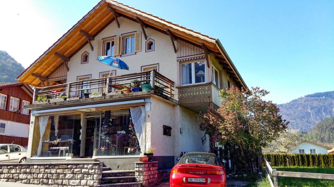 Swiss Holiday House Wilderswil Extérieur photo